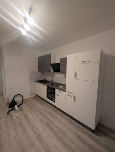 Küche, Küchenmontage, Einbauküche, Küchenschrank, Hängeschränke, Küchenarbeitsplatte